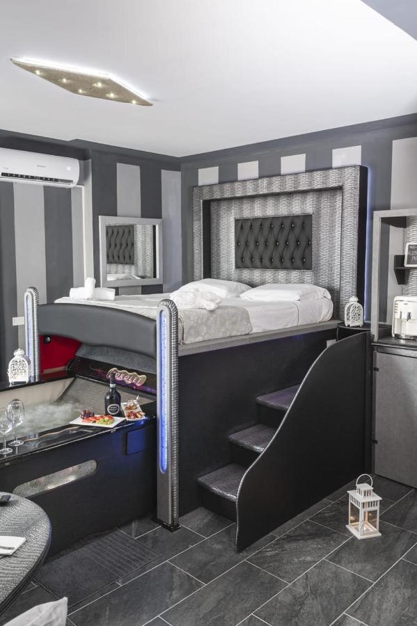 Spa B&B Roma D'Autore Il Nido D'Amore Bilik gambar