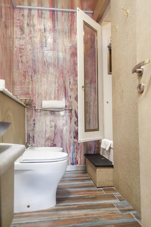 Spa B&B Roma D'Autore Il Nido D'Amore Luaran gambar