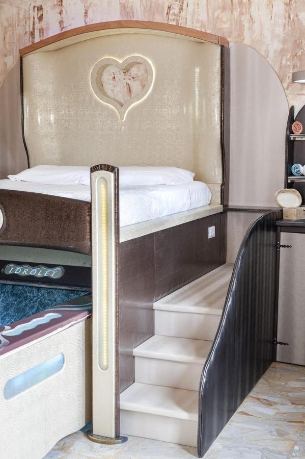 Spa B&B Roma D'Autore Il Nido D'Amore Luaran gambar